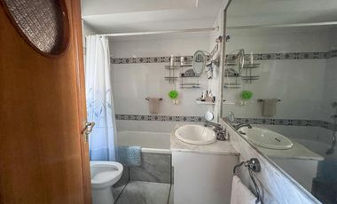 Venta  Piso exclusivo, barrio Martin, Rosario, 4 dormitorios, vista al rio !