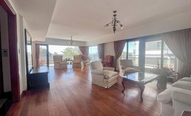 Venta  Piso exclusivo, barrio Martin, Rosario, 4 dormitorios, vista al rio !