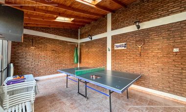 Casa en venta de 3 amb con Jardin y Quincho, Bernal. - apta crédito!