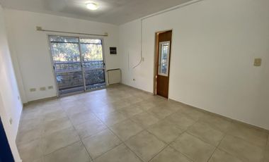 Departamento mono ambiente - Morón