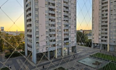 Departamento de dos ambientes con Cochera en Venta en Avellaneda