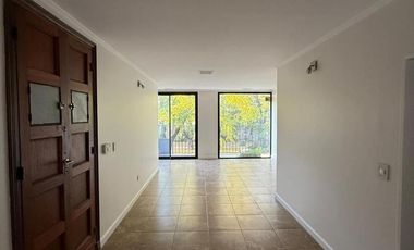 Departamento en venta - 2 Dormitorios 2 Baños - Cochera - 112Mts2 - Monte Grande