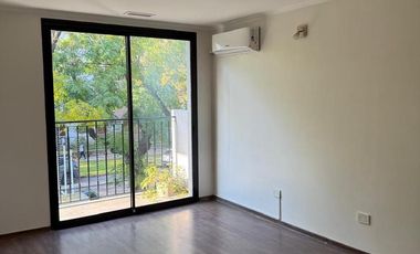 Departamento en venta - 2 Dormitorios 2 Baños - Cochera - 112Mts2 - Monte Grande