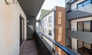 Venta departamento 3 amb con dos cocheras - Haedo Sur (4A)
