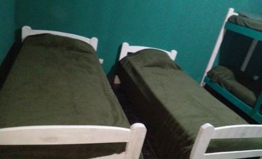 Casa en venta - 2 Dormitorios 2 Baños 1 Cochera - 450Mts2 - Miramar