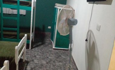 Casa en venta - 2 Dormitorios 2 Baños 1 Cochera - 450Mts2 - Miramar