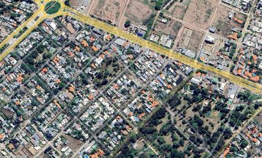 Alquiler - Esquina comercial en el Boulevard, Av. H. Yrigoyen y Casnati