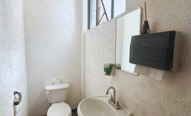 Renta de edificio de oficinas en El Vergel