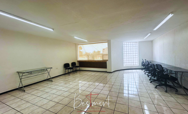 Renta de edificio de oficinas en El Vergel