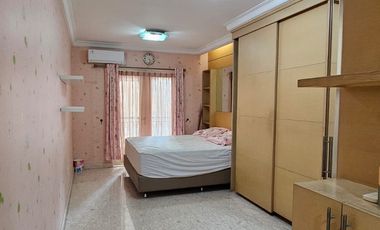 Rumah pik1 fully furnished dengan kolam renang pribadi