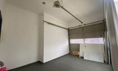 Hunian mewah dengan pemandangan lapangan golf & laut