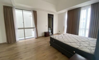 Hunian mewah dengan pemandangan lapangan golf & laut