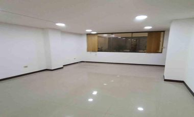 OFICINA EN ARRIENDO EN EL CENTRO/MANIZALES