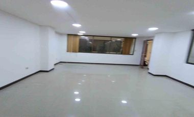OFICINA EN ARRIENDO EN EL CENTRO/MANIZALES