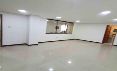 OFICINA EN ARRIENDO EN EL CENTRO/MANIZALES