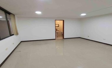 OFICINA EN ARRIENDO EN EL CENTRO/MANIZALES