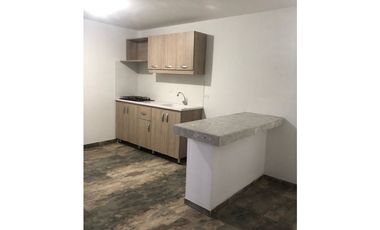 Rento aparta-estudio 3er piso en el barrio prados del norte, Cali
