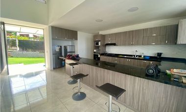 CASA CAMPESTRE EN ALQUILER LA TRINIDAD VIA LA REFORMA CALI SUR