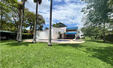 Casa campestre para venta en cerritos