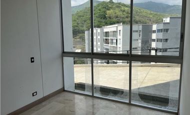 SE VENDE APARTAMENTO DE LUJO ZONA NORTE MENGA LO cw9368968