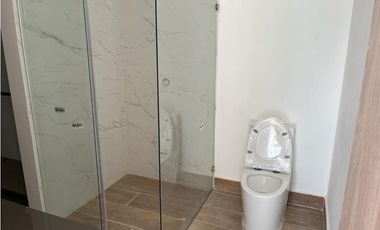 SE VENDE APARTAMENTO DE LUJO ZONA NORTE MENGA LO cw9368968