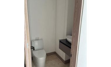 SE VENDE APARTAMENTO DE LUJO ZONA NORTE MENGA LO cw9368968
