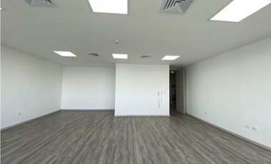 SE VENDE OFICINA EN APARTADO