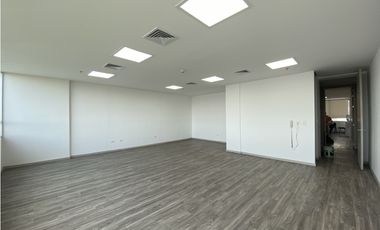 SE VENDE OFICINA EN APARTADO