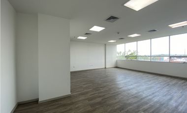 SE VENDE OFICINA EN APARTADO