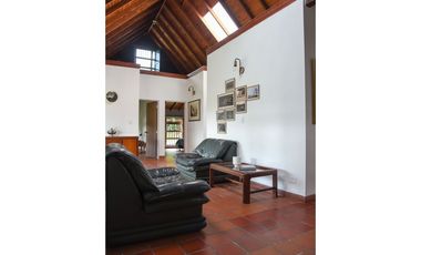 COD: 3600 - Se arrienda casa finca en Envigado – Las Antillas