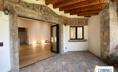 Espectacular casa con un toque colonia moderno a la venta en Tetelpan!