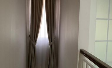 Rumah Mewah 2Lantai SHM Matraman Jakarta Timur