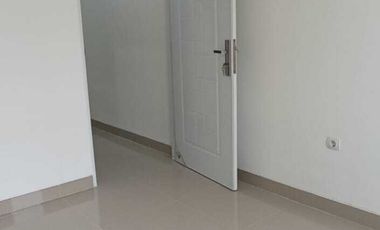 Rumah Mewah 2Lantai SHM Matraman Jakarta Timur