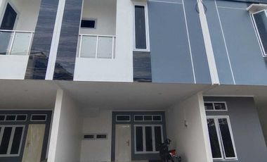 Rumah Mewah 2Lantai SHM Matraman Jakarta Timur