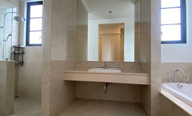 For Rent Luxury American Style House Compound Of 6 Houses Behind Citos