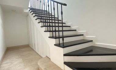 For Rent Luxury American Style House Compound Of 6 Houses Behind Citos