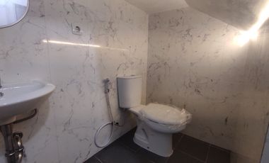 RUMAH BARU DEKAT PLAZA BINTARO JAYA DAN STASIUN PONDOK RANJI