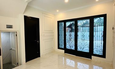 Rumah Dalam Cluster Lenteng agung Dekat Stasiun KRL