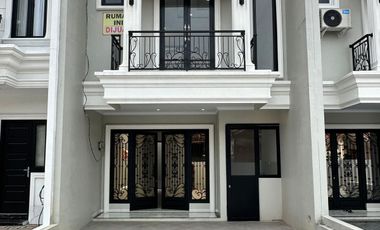 Rumah Dalam Cluster Lenteng agung Dekat Stasiun KRL