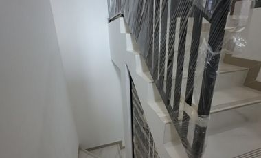 Dijual rumah dekat Stasiun LRT Bekasi Barat dan Mall Pakuwon Bekasi