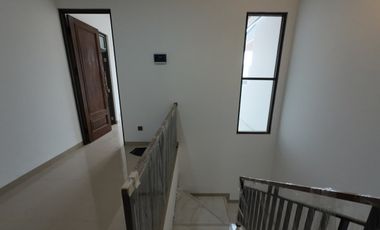 Dijual rumah dekat Stasiun LRT Bekasi Barat dan Mall Pakuwon Bekasi