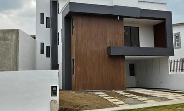 VENTA DE CASA MODELO ALONDRA EN VILLAS DEL CAMPO CALIMAYA