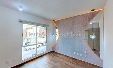Casa en Venta en Las Canteras, Huixquilucan JL 26-158.
