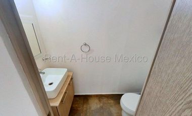 Casa en Venta en Las Canteras, Huixquilucan JL 26-158.