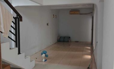 Rumah sewa Pejaten Barat