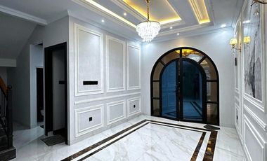 Rumah Modern Classic dalam cluster dekat Cilandak KKO