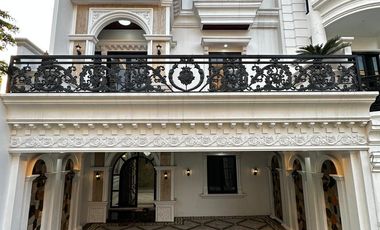 Rumah Modern Classic dalam cluster dekat Cilandak KKO