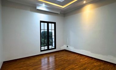 Rumah Modern Classic dalam cluster dekat Cilandak KKO