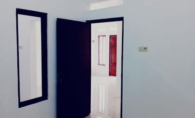 DI JUAL RUMAH DI DEPOK. TIPE 55/ Tanah 81M2.DEKAT TOL KUKUSAN+ST.DEPOK BARU