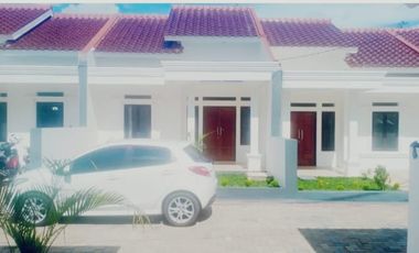 DI JUAL RUMAH DI DEPOK. TIPE 55/ Tanah 81M2.DEKAT TOL KUKUSAN+ST.DEPOK BARU